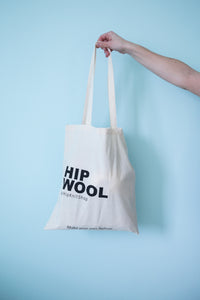 HIP WOOL TOTE BAG